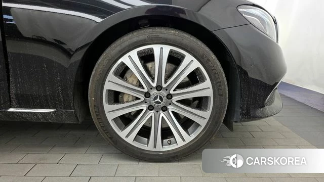Mercedes-Benz E-Class W213 id 4435877 из Кореи 13