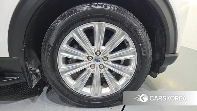 Ford Explorer 6th Generation id 4586456 из Кореи 13