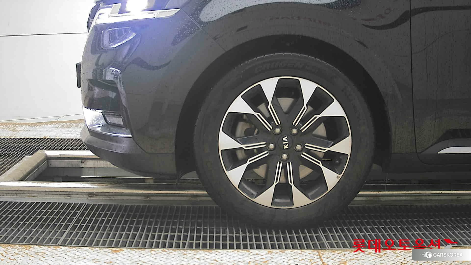Kia Carnival id 4352411 из Кореи 13
