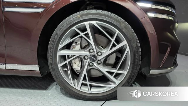Genesis G90 (RS4) id 4848518 из Кореи 13