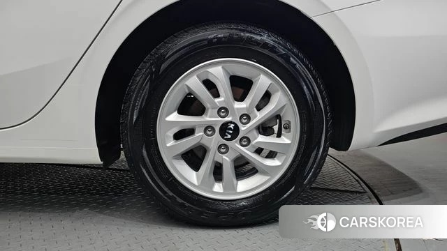 Kia Come New K3 id 4693851 из Кореи 13