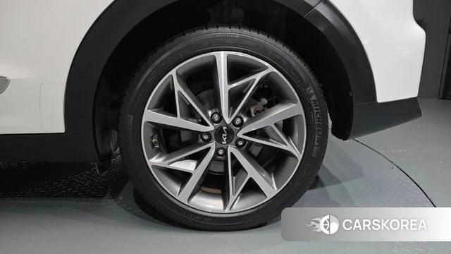 Kia The New Niro id 4793739 из Кореи 13
