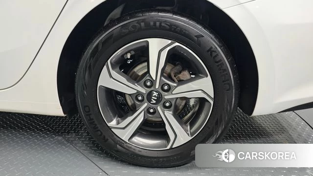 Kia Come New K3 id 4384916 из Кореи 13