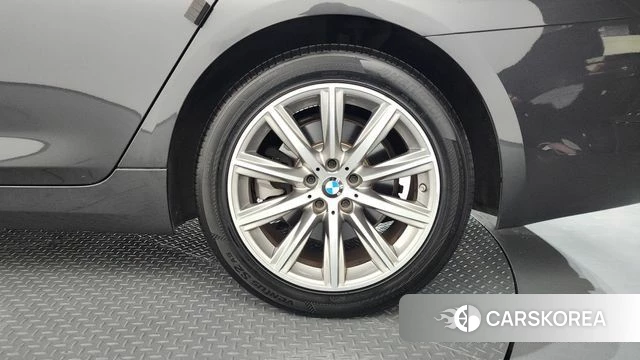 BMW 5 Series (G30) id 4638050 из Кореи 13