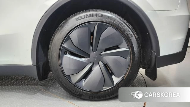 Tesla Model Y id 4834089 из Кореи 13