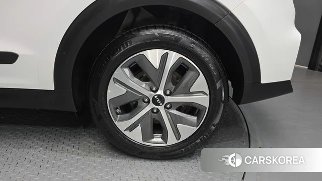 Kia Niro Plus id 4585345 из Кореи 13
