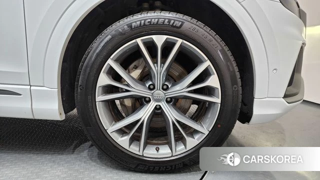 Audi Q8 (4M) id 4377097 из Кореи 13