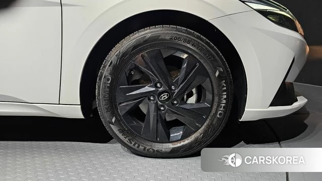 Hyundai Avante Hybrid (CN7) id 4650394 из Кореи 13