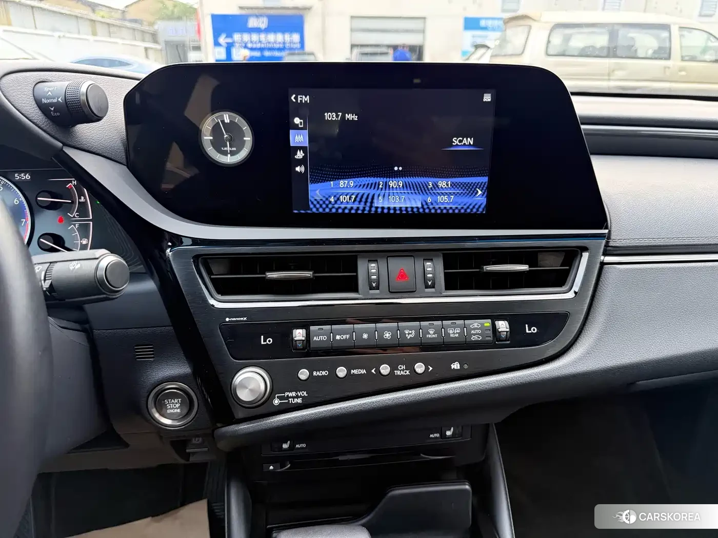 Lexus ES id 4514144 из Китая 13