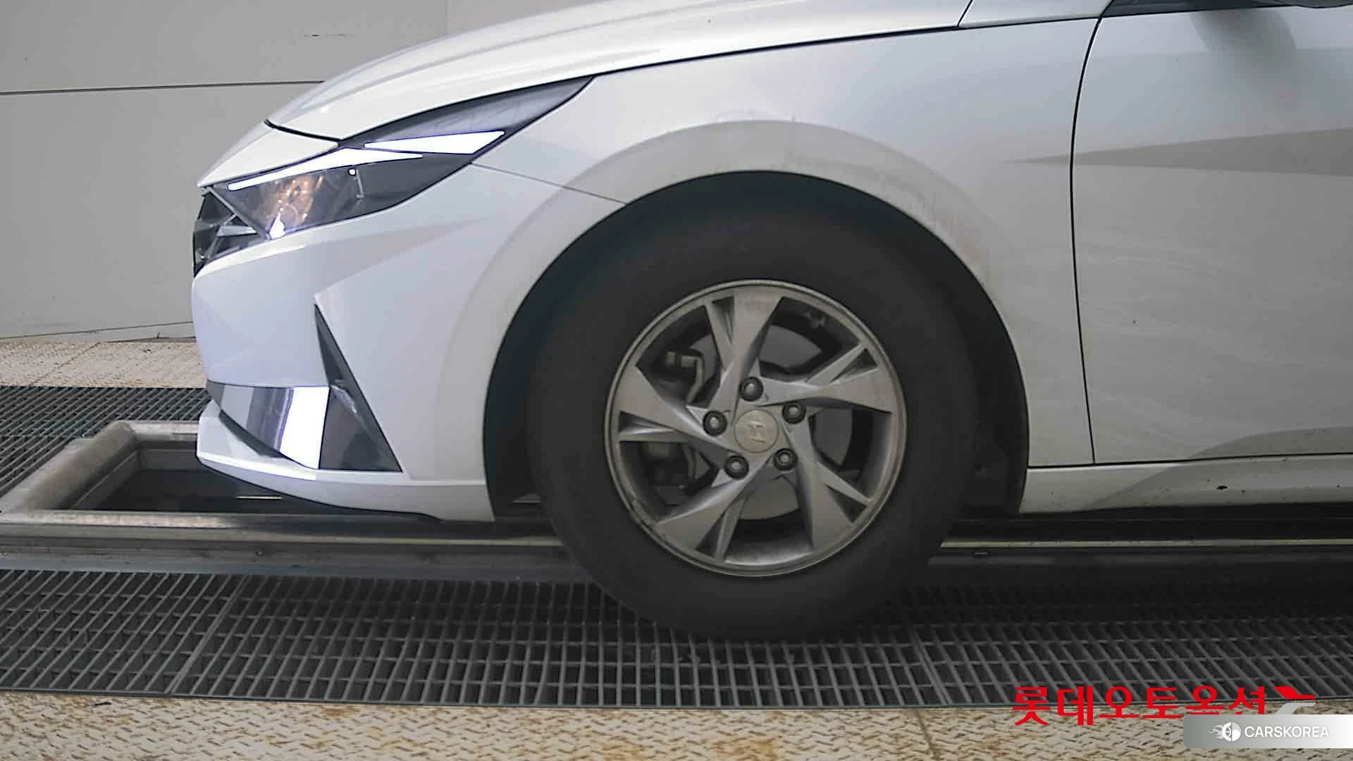 Hyundai Avante id 4664299 из Кореи 13