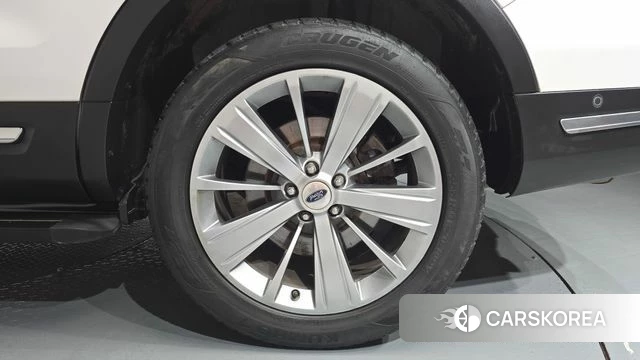 Ford Explorer id 4536668 из Кореи 13