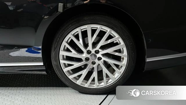 Audi A8 (D5) id 4245370 из Кореи 13