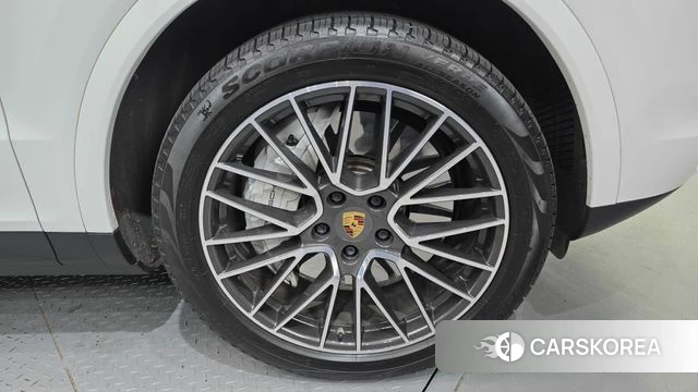 Porsche Cayenne (PO536) id 4403270 из Кореи 13