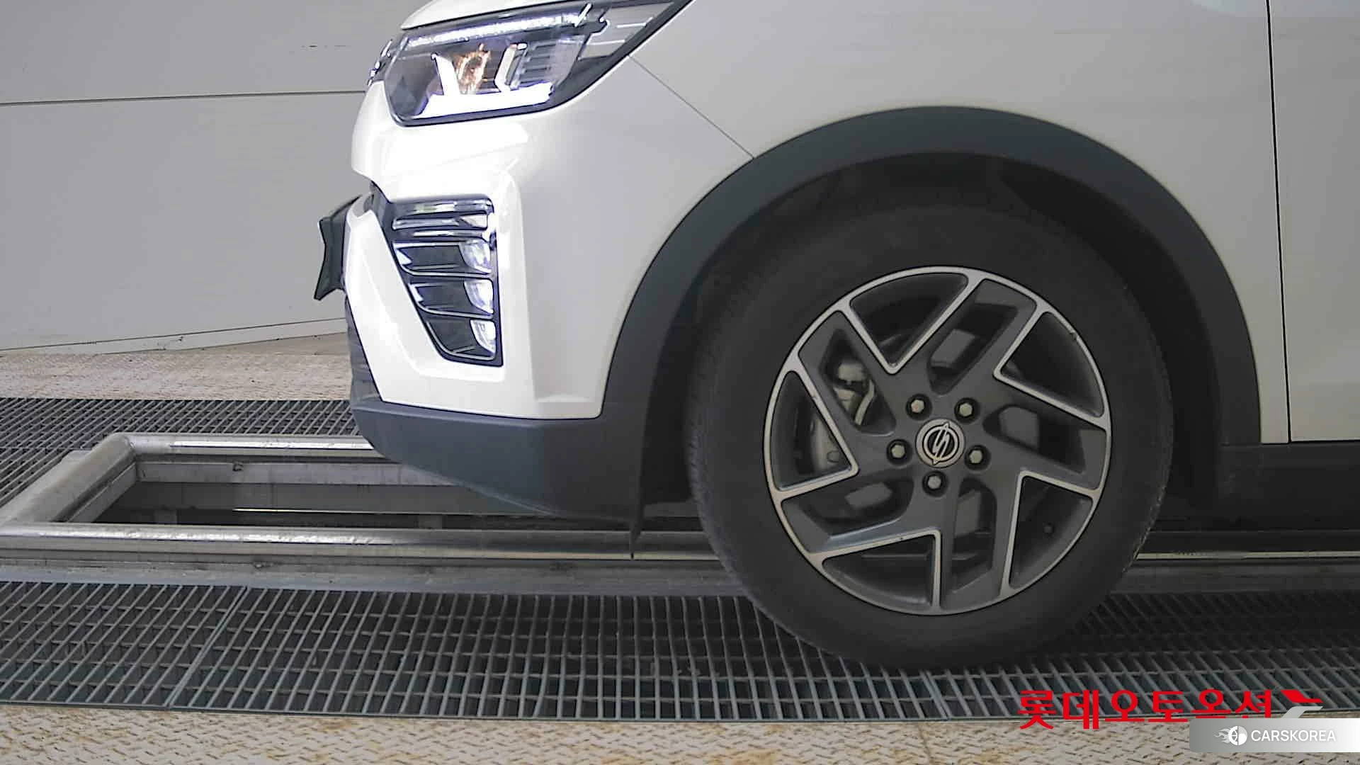 SsangYong Tivoli id 4289656 из Кореи 13