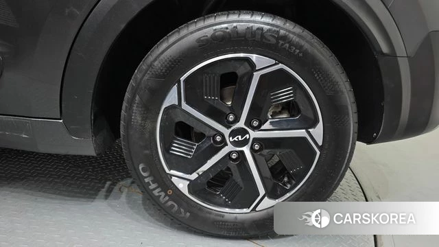 Kia Di Ol Nu Niro id 4783566 из Кореи 13