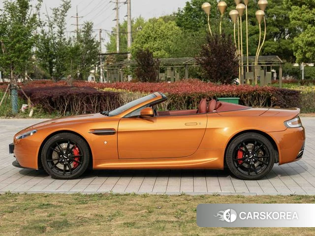 Aston Martin Vantage id 4211053 из Китая 13