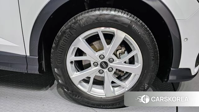 Audi Q3 (F3) id 4302838 из Кореи 13