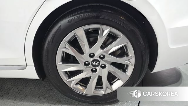 Hyundai The New Grandeur IG Hybrid id 4536057 из Кореи 13