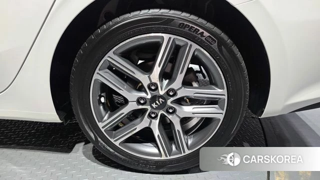 Kia Come New K3 id 4794714 из Кореи 13