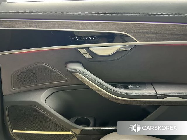 Audi A8 id 4353135 из Китая 13