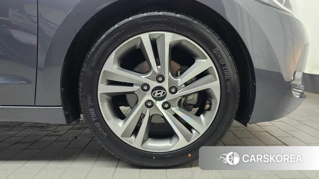 Hyundai Avante AD id 4924092 из Кореи 13