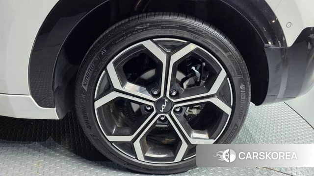 Kia Di Ol Nu Niro id 4686647 из Кореи 13