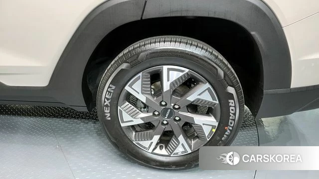 Ssangyong The New Torres id 4279467 из Кореи 13