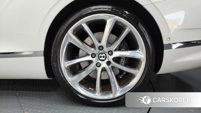 Bentley Continental GT 3rd Generation id 4434914 из Кореи 13