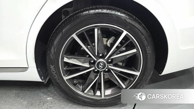 Hyundai The New Grandeur IG id 4433379 из Кореи 13