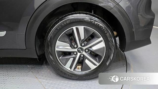 Kia The New Niro id 4225346 из Кореи 13