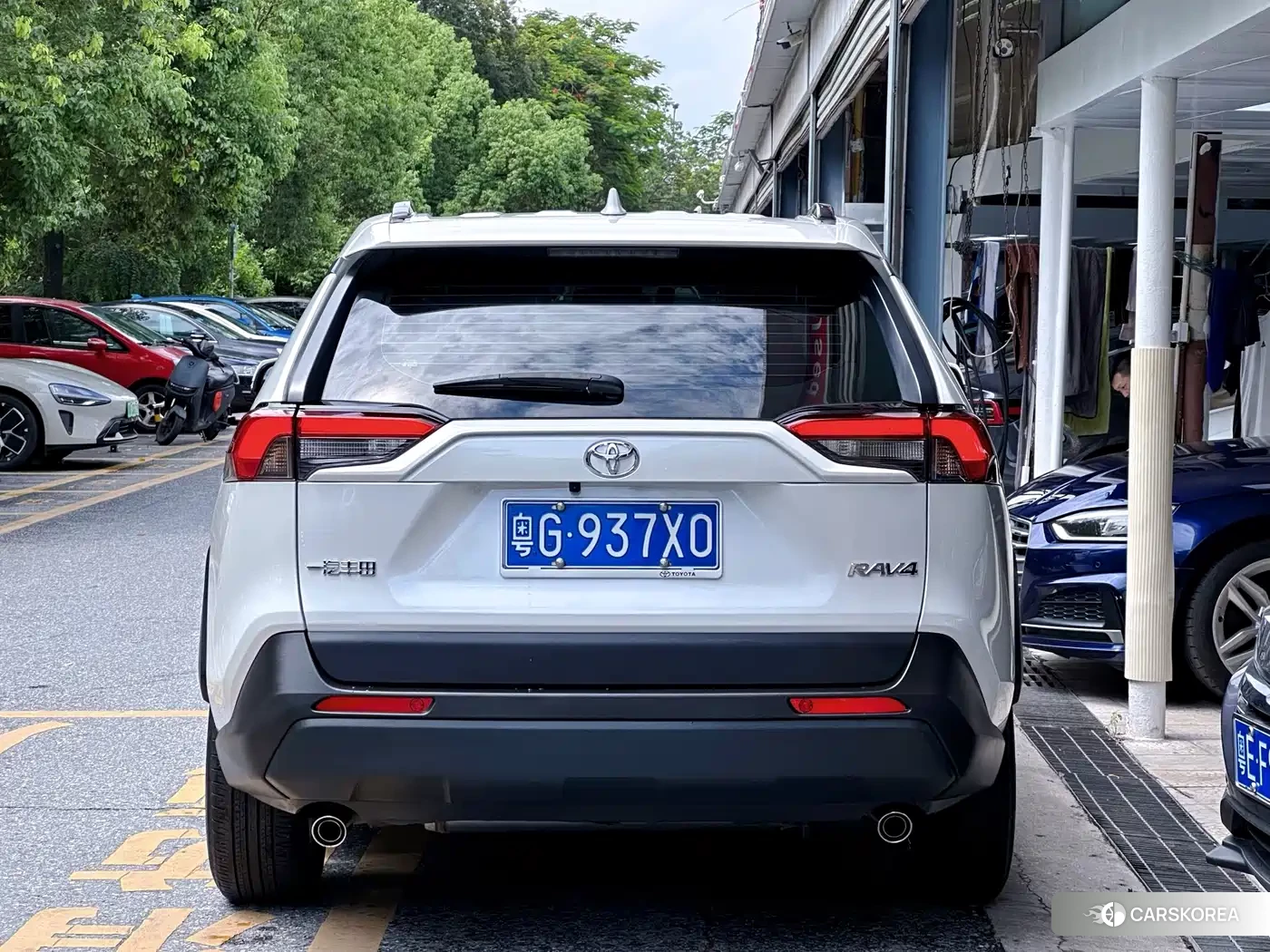 Toyota RAV4 id 4606988 из Китая 13