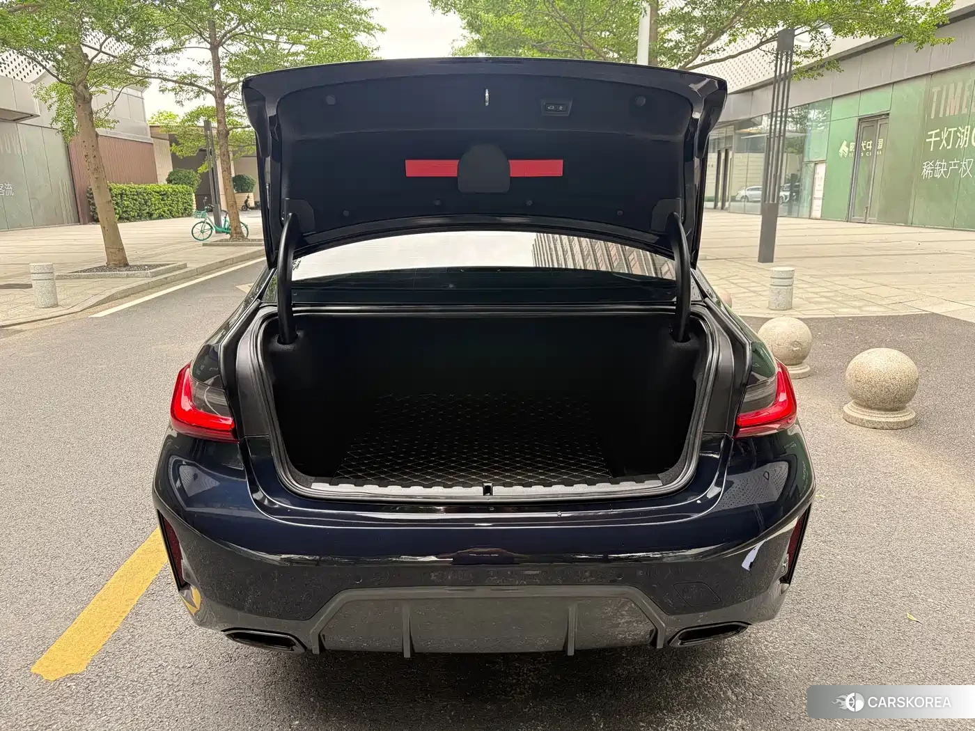 BMW 3 series id 4583643 из Китая 13