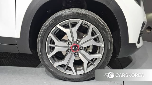 Kia Seltos id 4424452 из Кореи 13