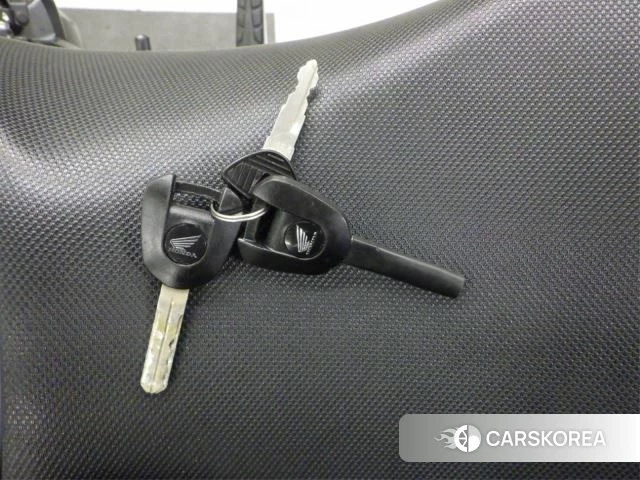 Проданный Honda CBR650F id 3994833 из Японии, фото 13