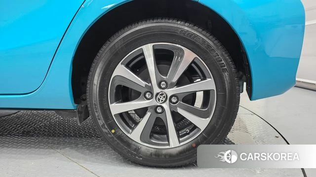 Toyota Prius C id 4390364 из Кореи 13