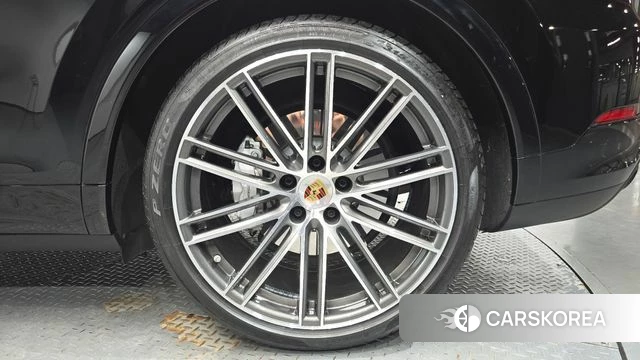 Porsche Cayenne (PO536) id 4640879 из Кореи 13