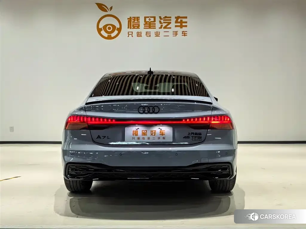 Audi A7L id 4601859 из Китая 13