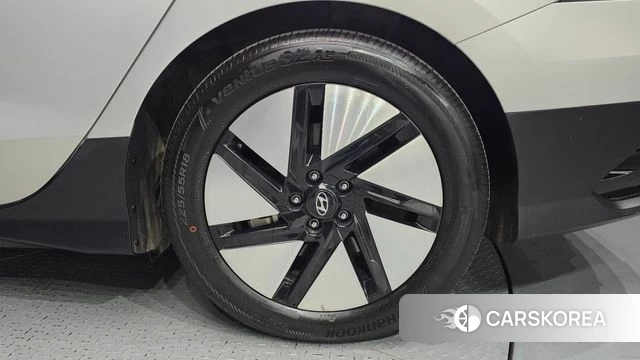 Hyundai Ionic 6 id 4281709 из Кореи 13