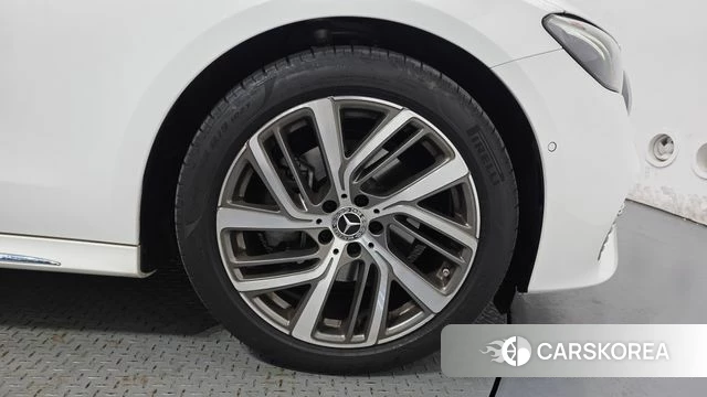 Mercedes-Benz E-Class W214 id 4853947 из Кореи 13