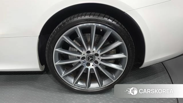 Mercedes-Benz E-Class W213 id 4245428 из Кореи 13