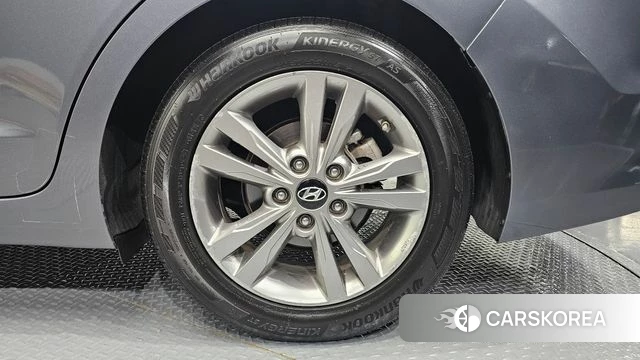Hyundai Avante AD id 4448215 из Кореи 13