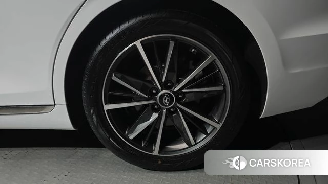 Hyundai The New Grandeur IG id 4676321 из Кореи 13