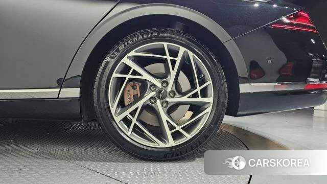 Genesis G90 (RS4) id 4414650 из Кореи 13