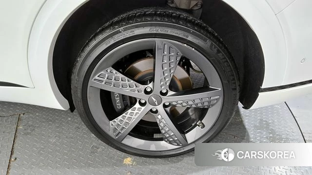 Genesis GV70 id 4308980 из Кореи 13