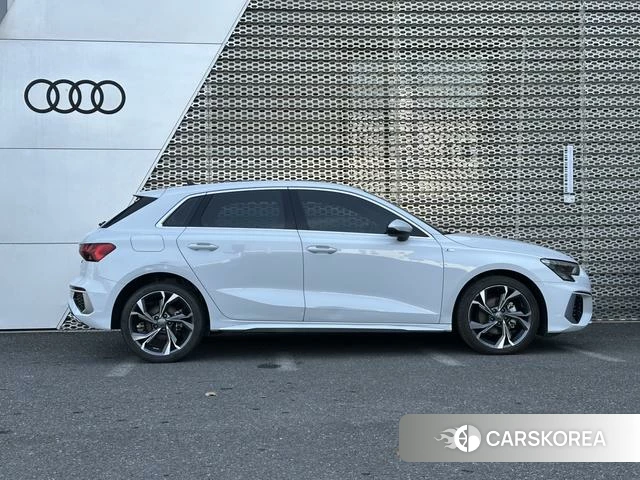Audi A3 id 3902015 из Китая 13