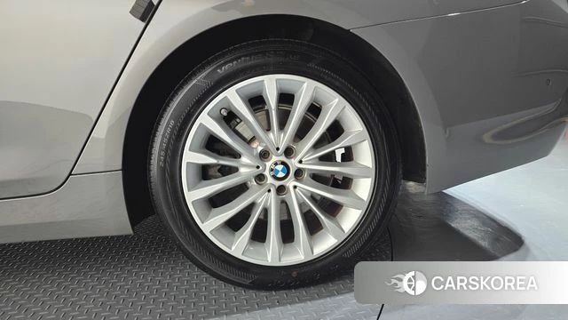 BMW 5 Series (G30) id 4507530 из Кореи 13
