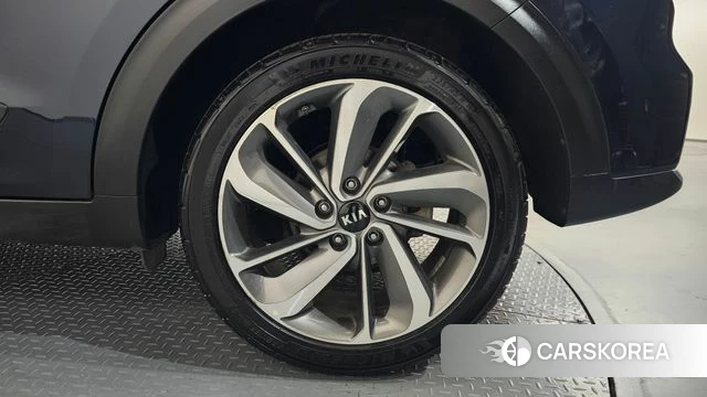 Kia Niro id 4331795 из Кореи 13