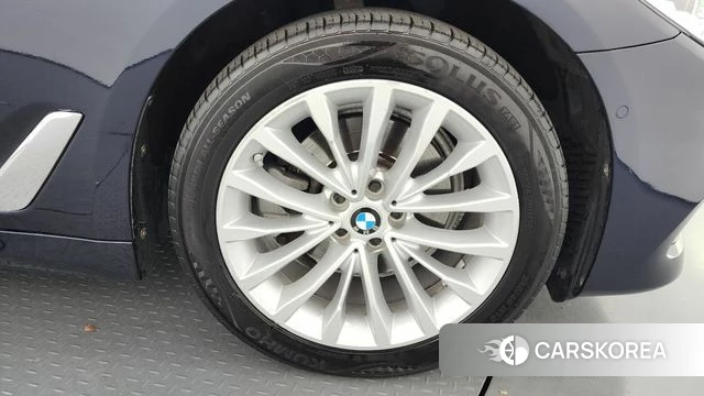 BMW 5 Series (G30) id 4324794 из Кореи 13