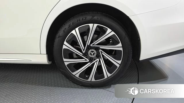 Mercedes-Benz E-Class W214 id 4584590 из Кореи 13