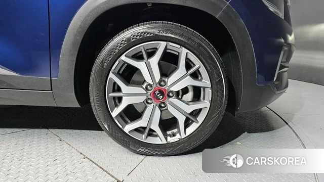 Kia Seltos id 4317804 из Кореи 13